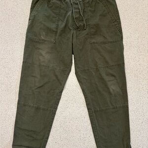 GAP Men's Dark Green Ripstop Pants